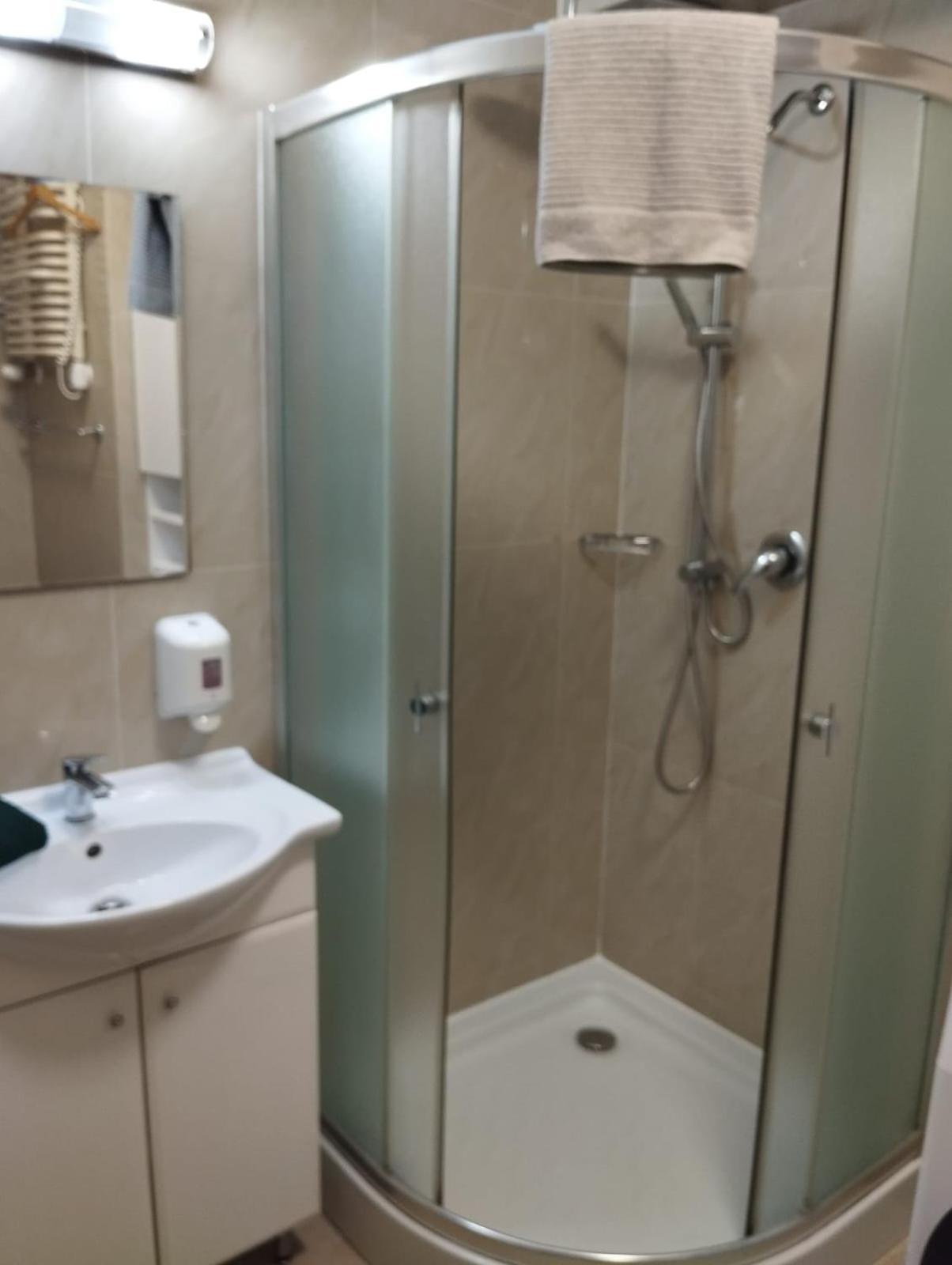 Arya Apartment โควอบเซก ภายนอก รูปภาพ